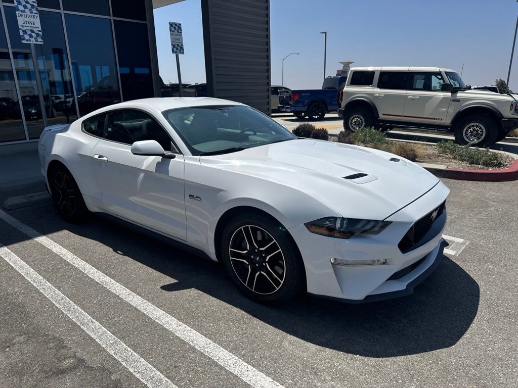 2019 FORD Mustang