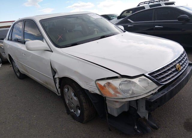 2004 TOYOTA Avalon