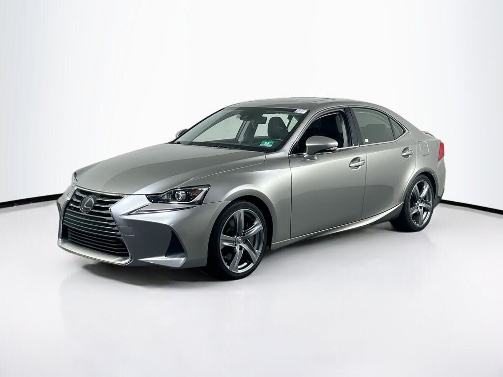 2018 LEXUS IS