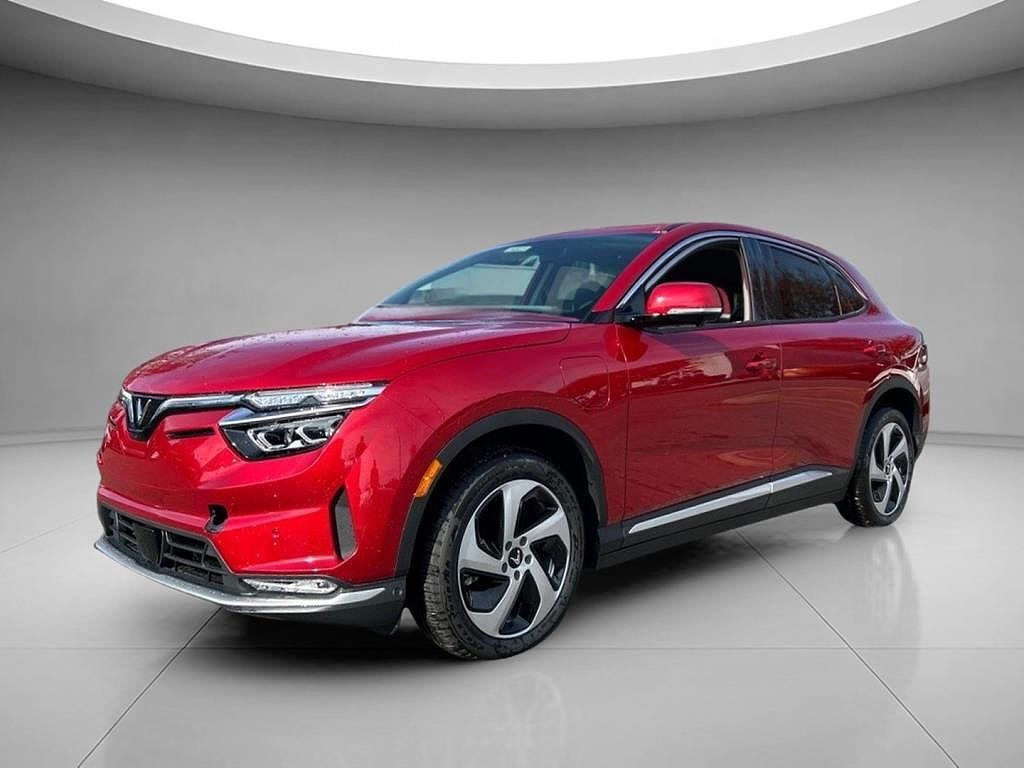 2024 VINFAST VF 8