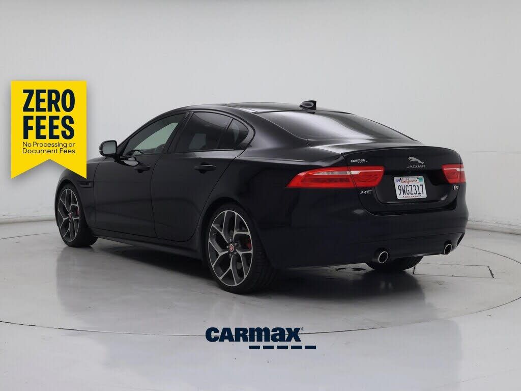 2018 JAGUAR XE