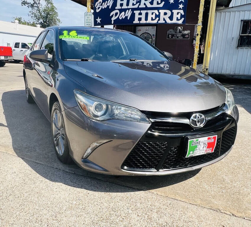 2016 TOYOTA Camry