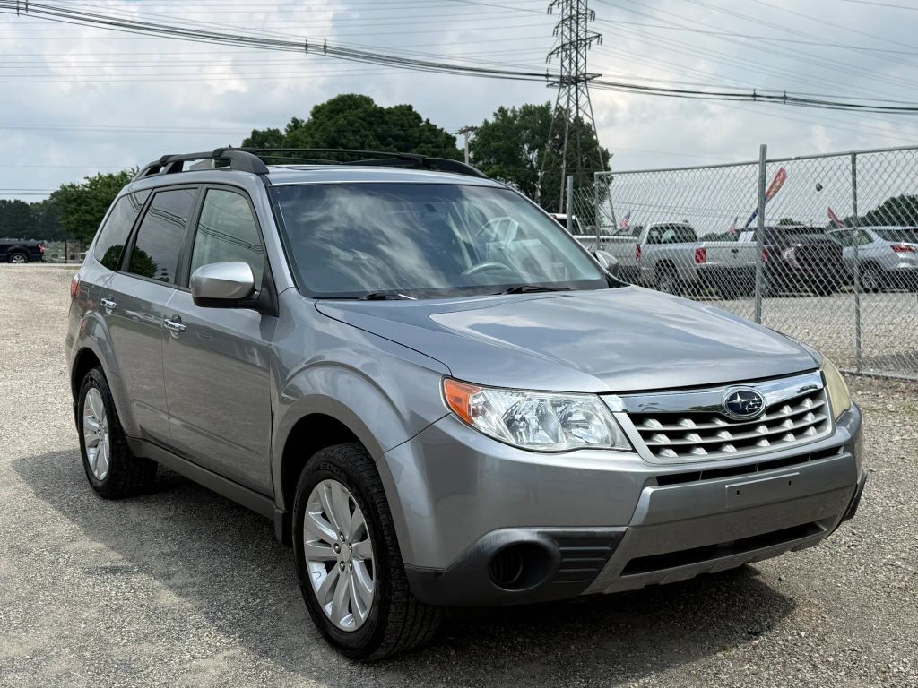 2011 SUBARU Forester