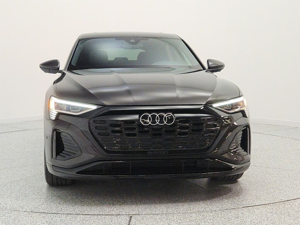 2024 Audi Q8