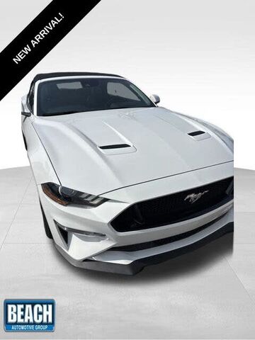 2020 FORD Mustang