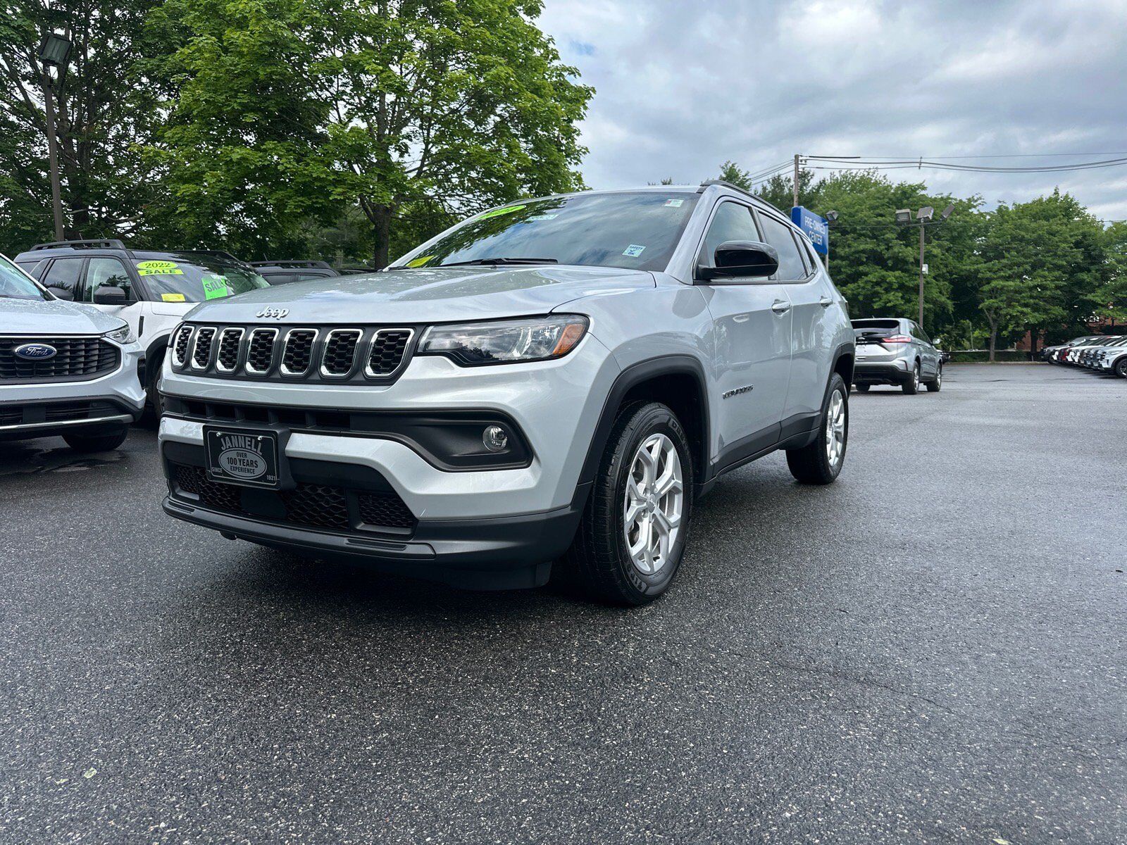 2024 JEEP Compass