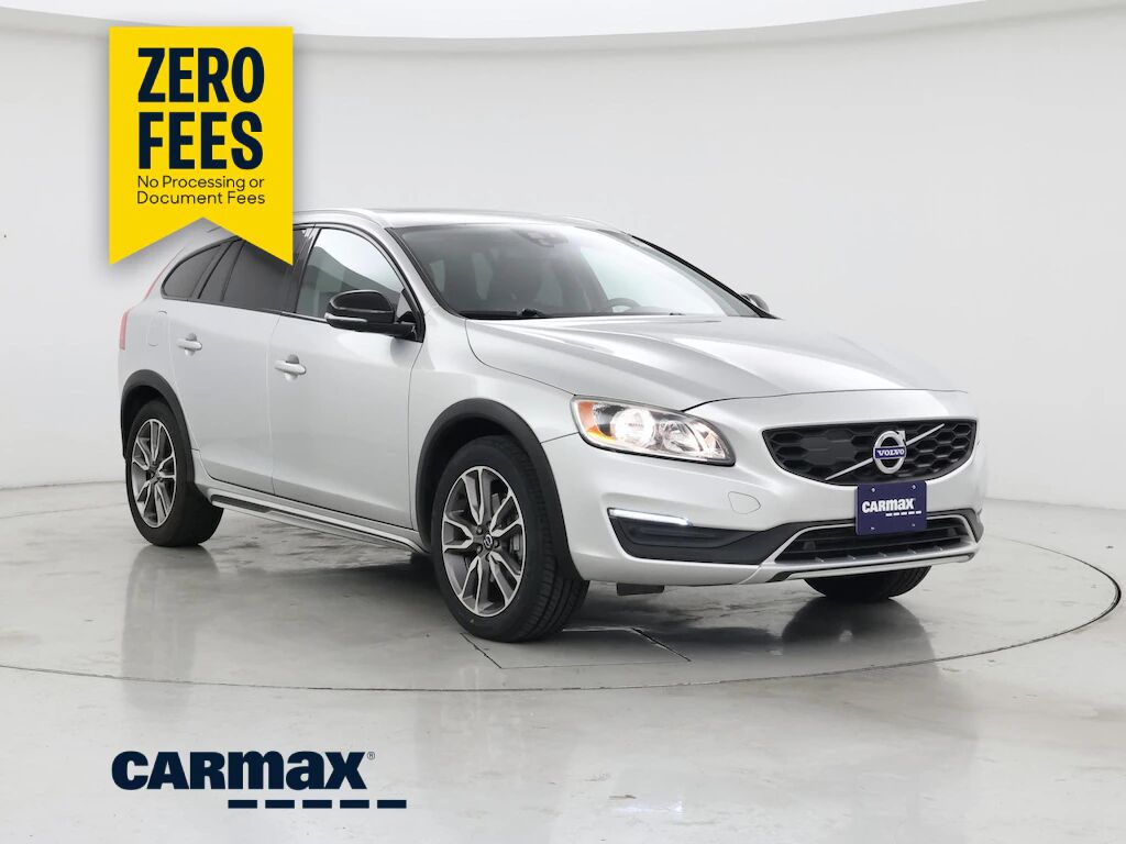 2018 VOLVO V60
