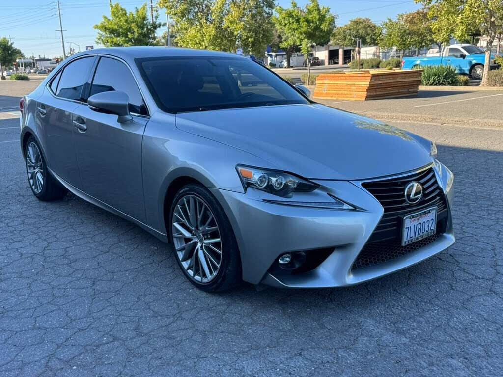 2015 LEXUS IS