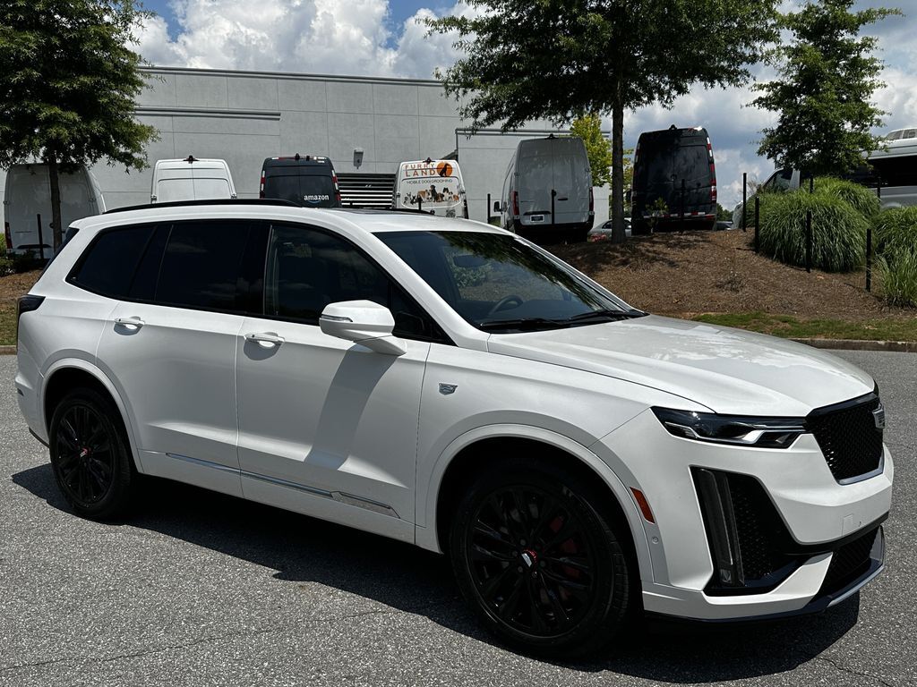 2025 CADILLAC XT6