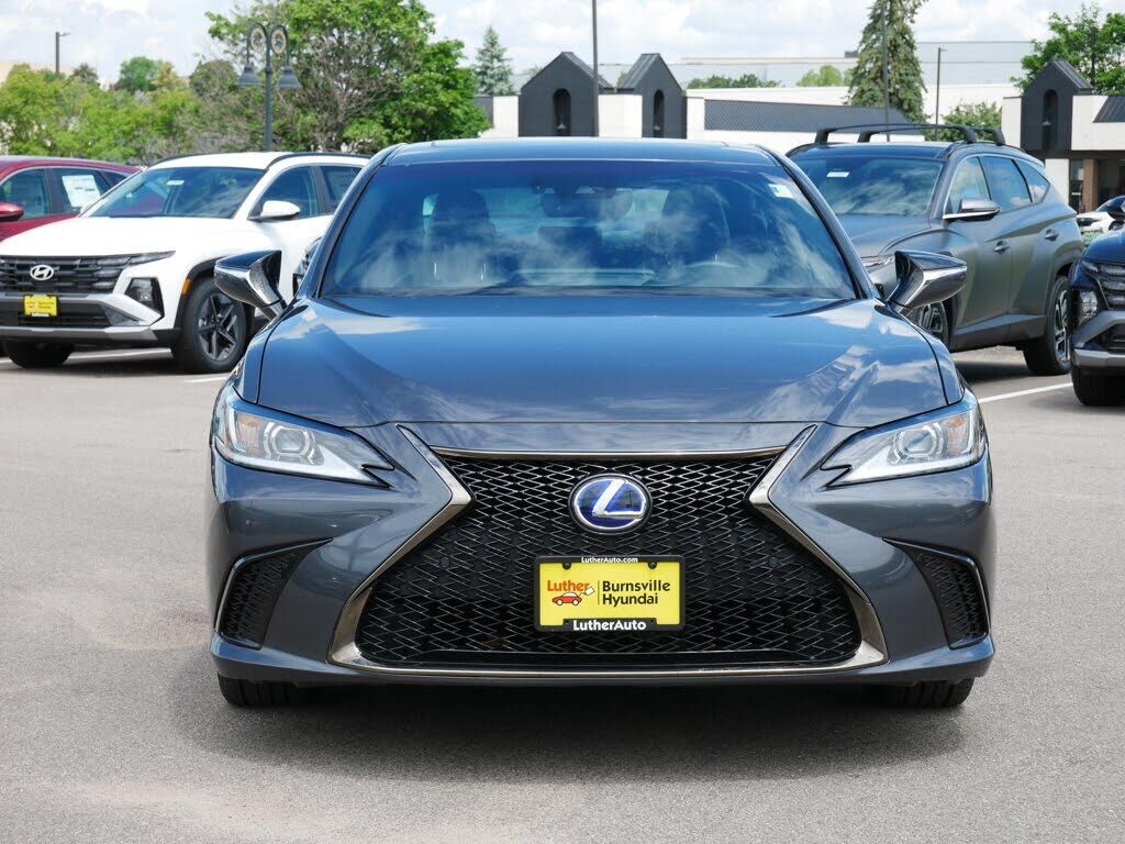 2022 Lexus ES