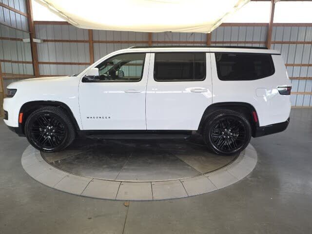 2022 JEEP Wagoneer