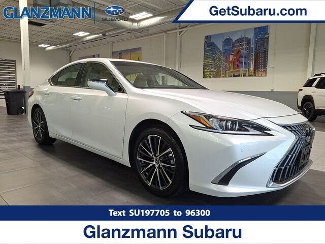 2025 LEXUS ES