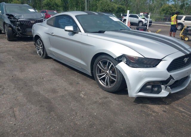 2017 FORD Mustang