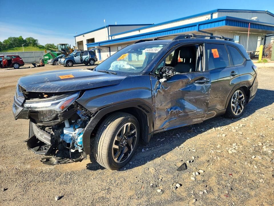 2025 SUBARU Forester