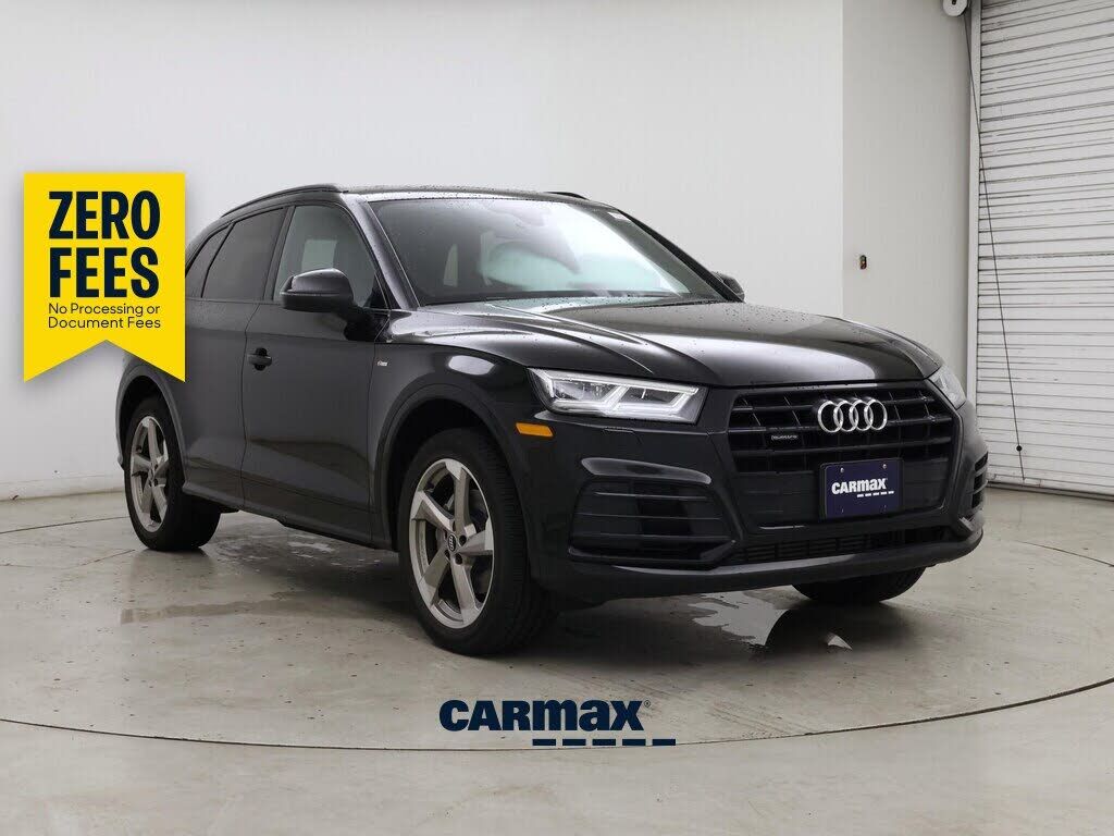 2020 AUDI Q5 e