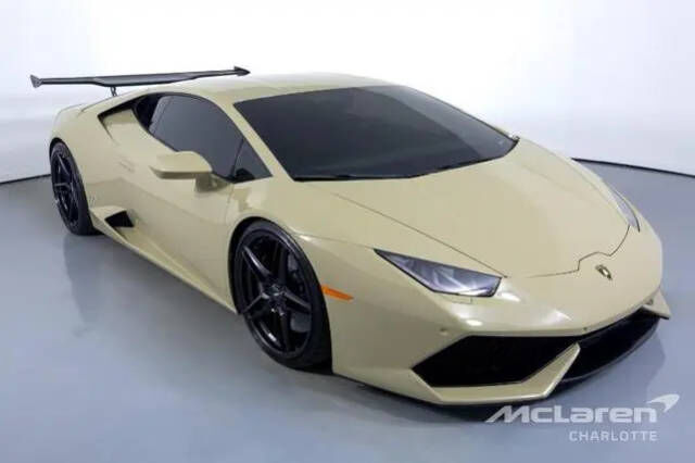 2016 LAMBORGHINI Huracan