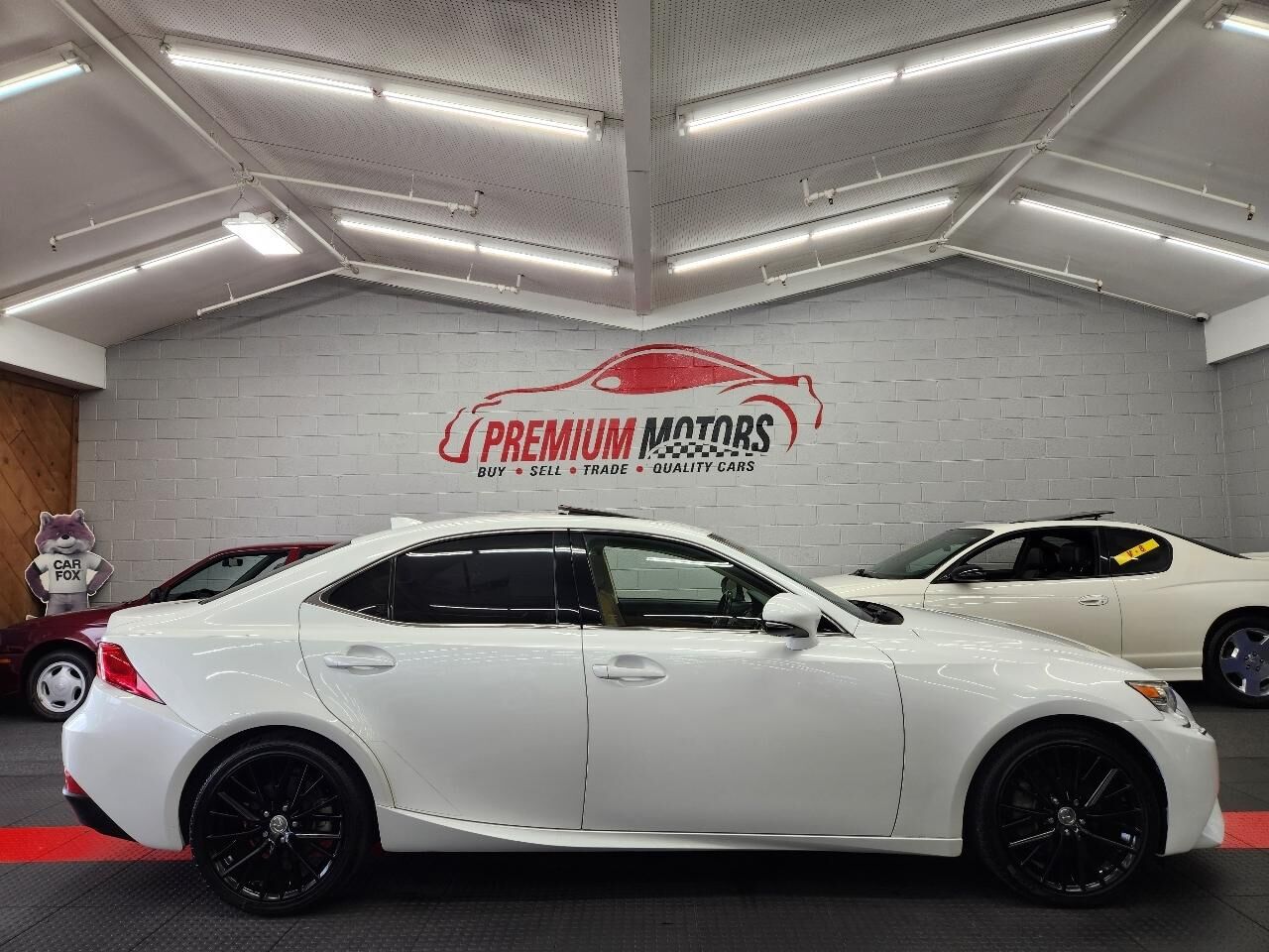 2014 LEXUS IS