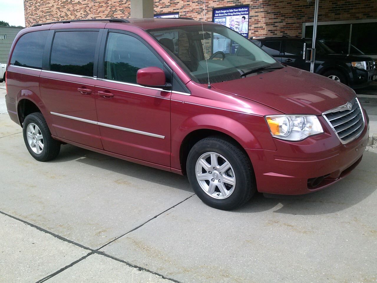 2010 CHRYSLER Town and Country