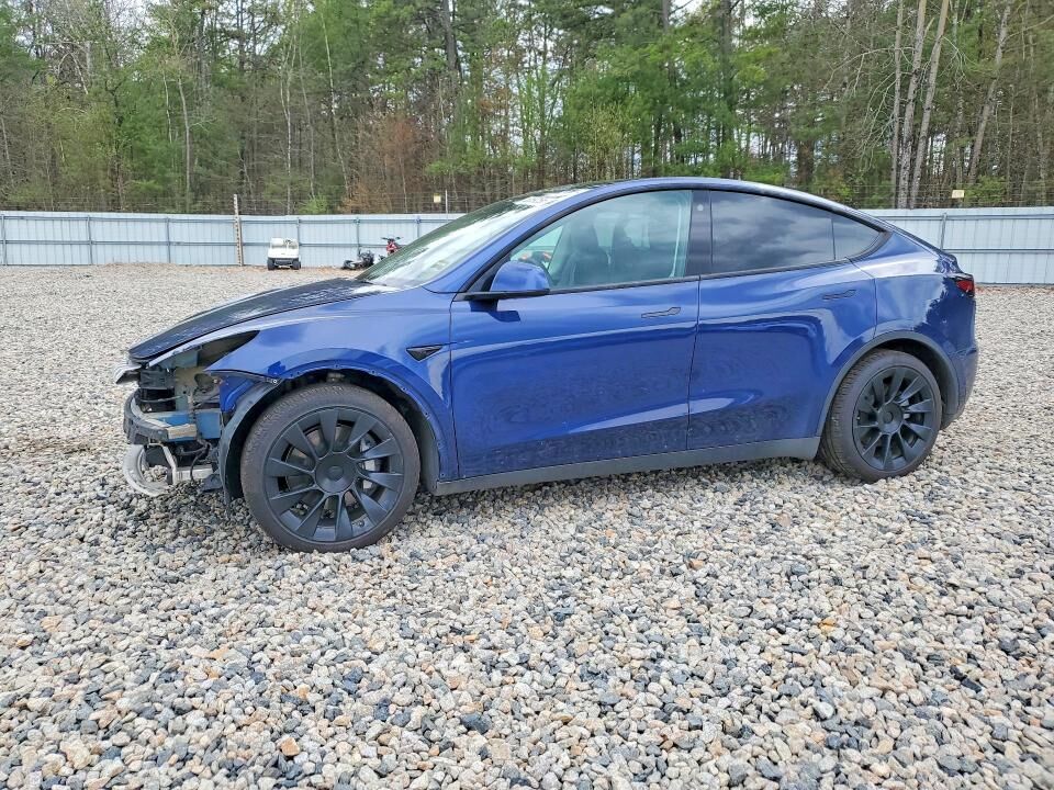 2022 TESLA Model Y