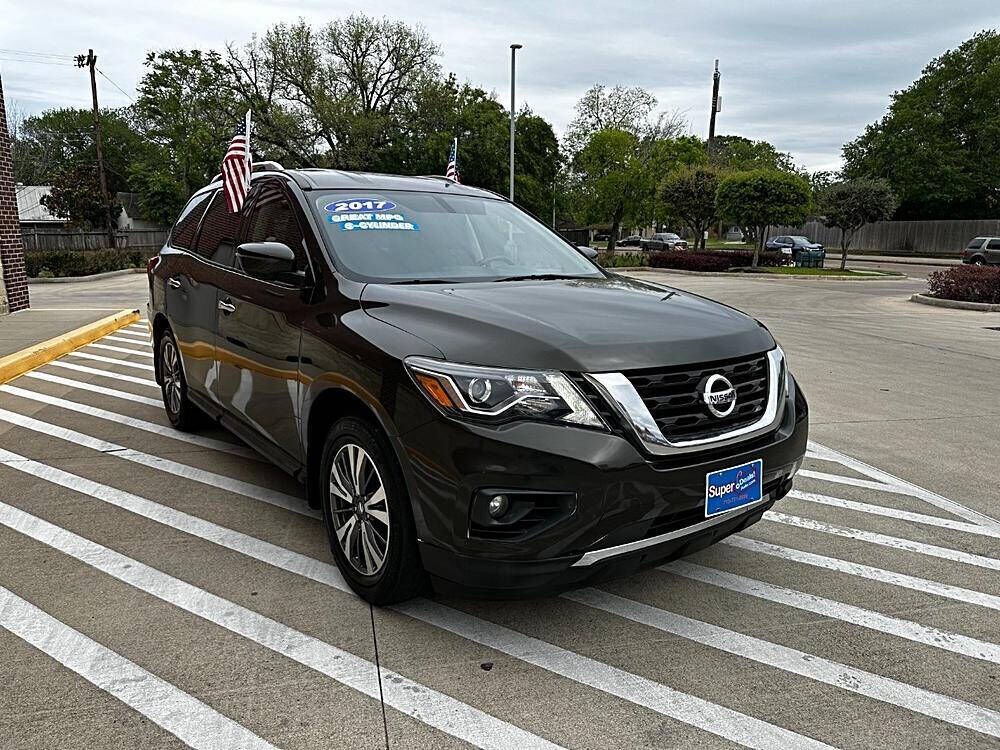 2017 NISSAN Pathfinder