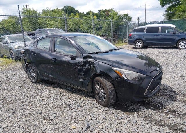 2019 TOYOTA Yaris