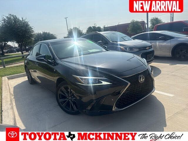2021 LEXUS ES