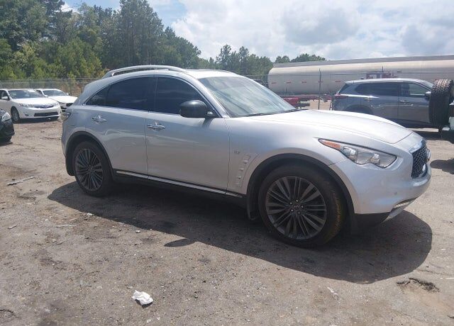 2017 INFINITI QX70