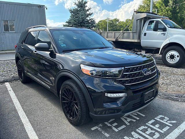 2021 FORD Explorer