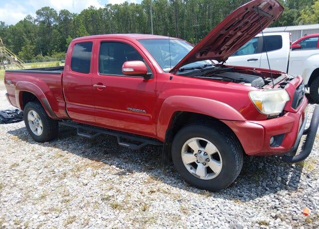 2013 TOYOTA Tacoma