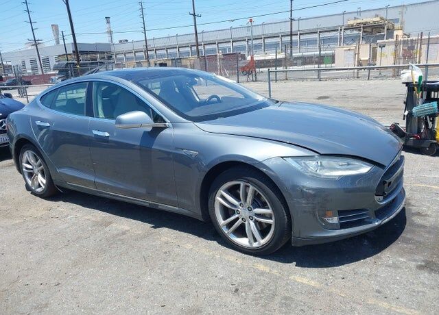 2013 TESLA Model S