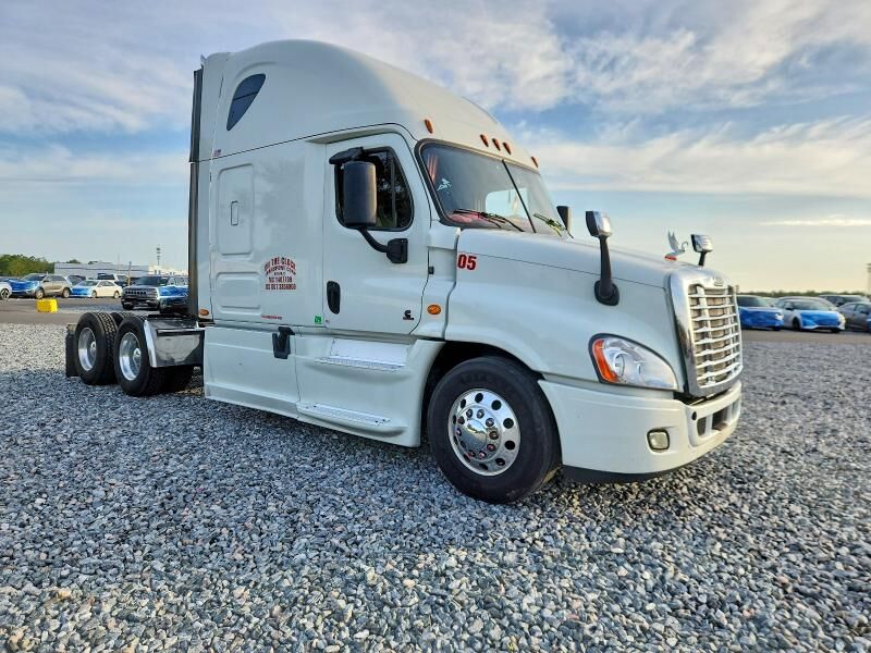2015 FREIGHTLINER Cascadia