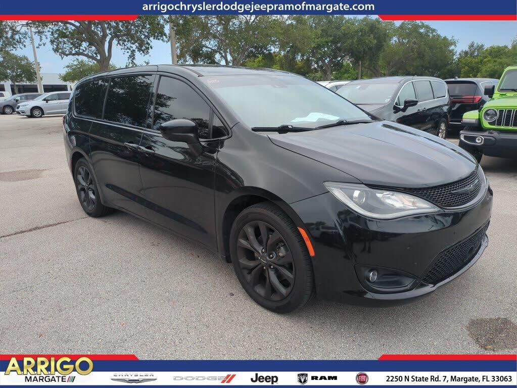 2020 CHRYSLER Pacifica