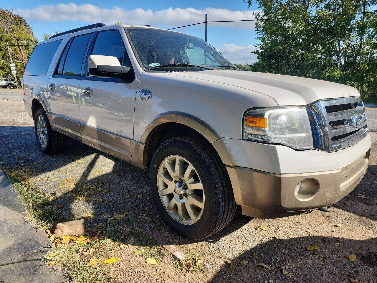 2011 FORD Expedition
