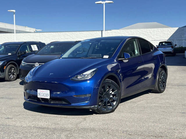 2023 TESLA Model Y