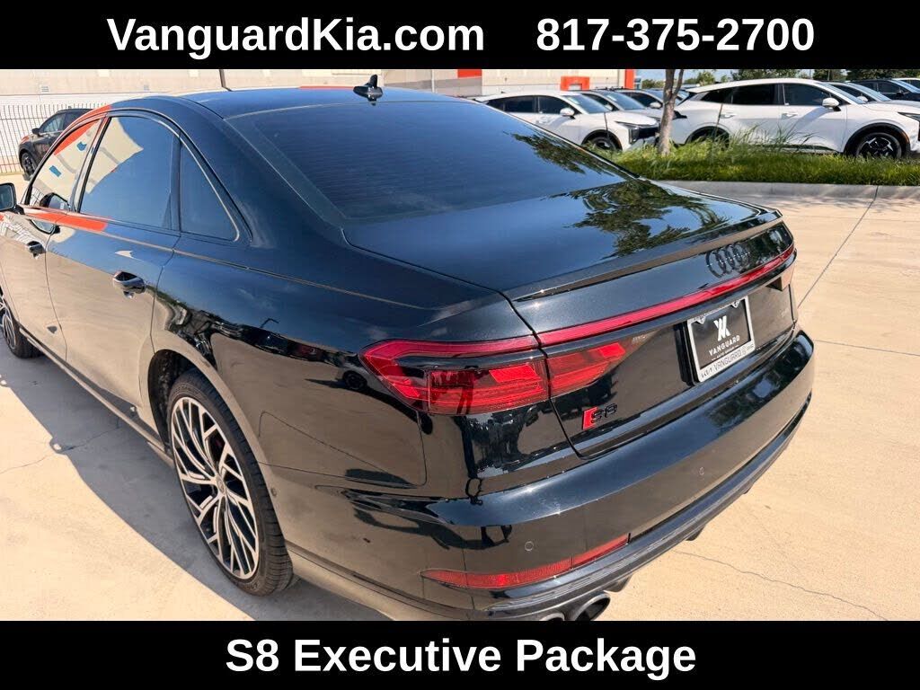 2021 Audi S8