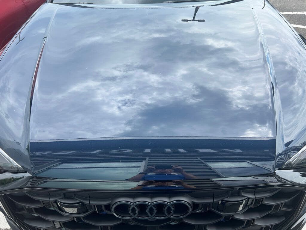 2025 Audi SQ8