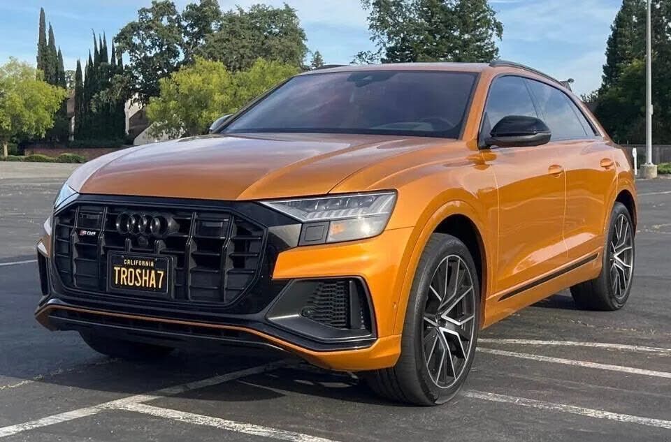 2020 AUDI Q8