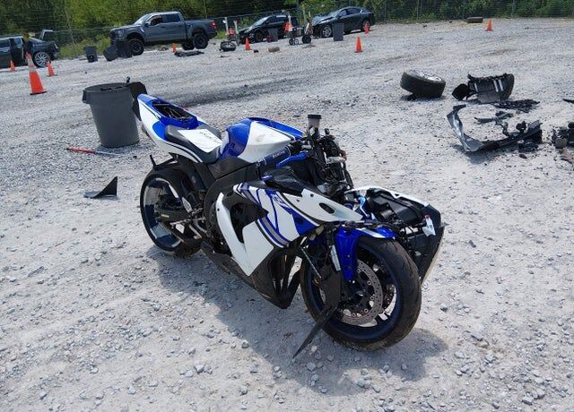 2005 YAMAHA YZF