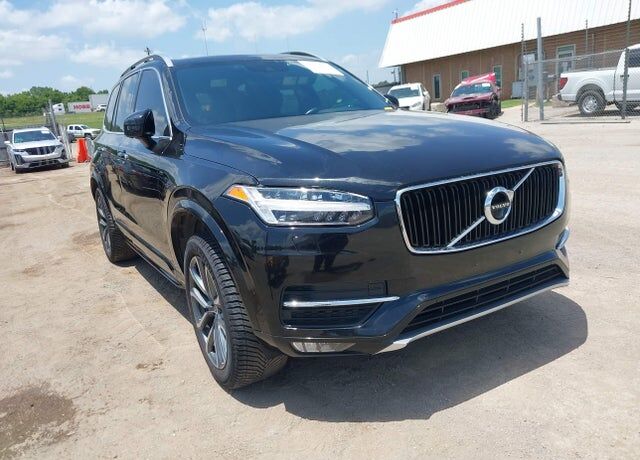 2017 VOLVO XC90