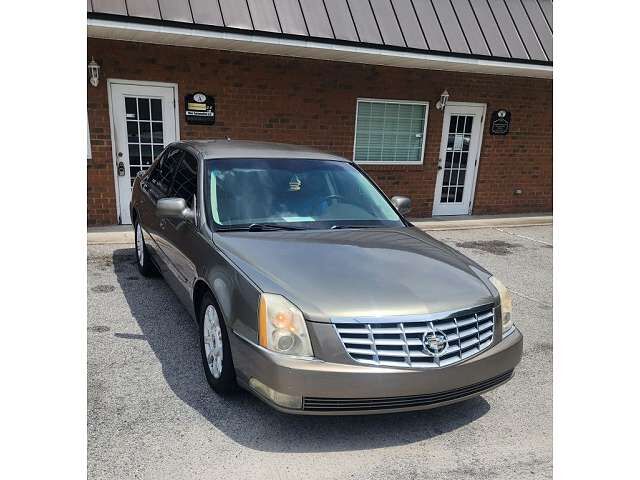 2010 CADILLAC DTS