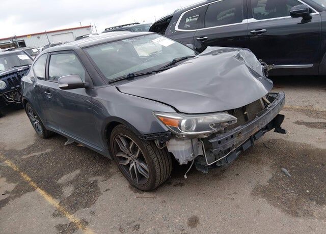 2016 TOYOTA SCION