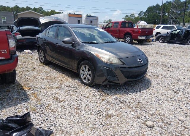 2011 MAZDA Mazda3