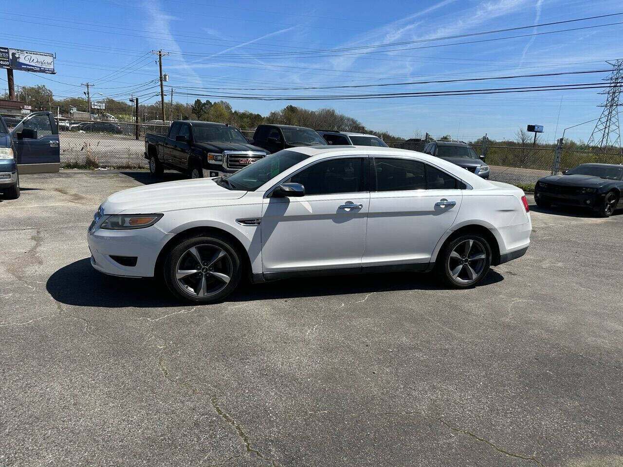 2011 FORD Taurus