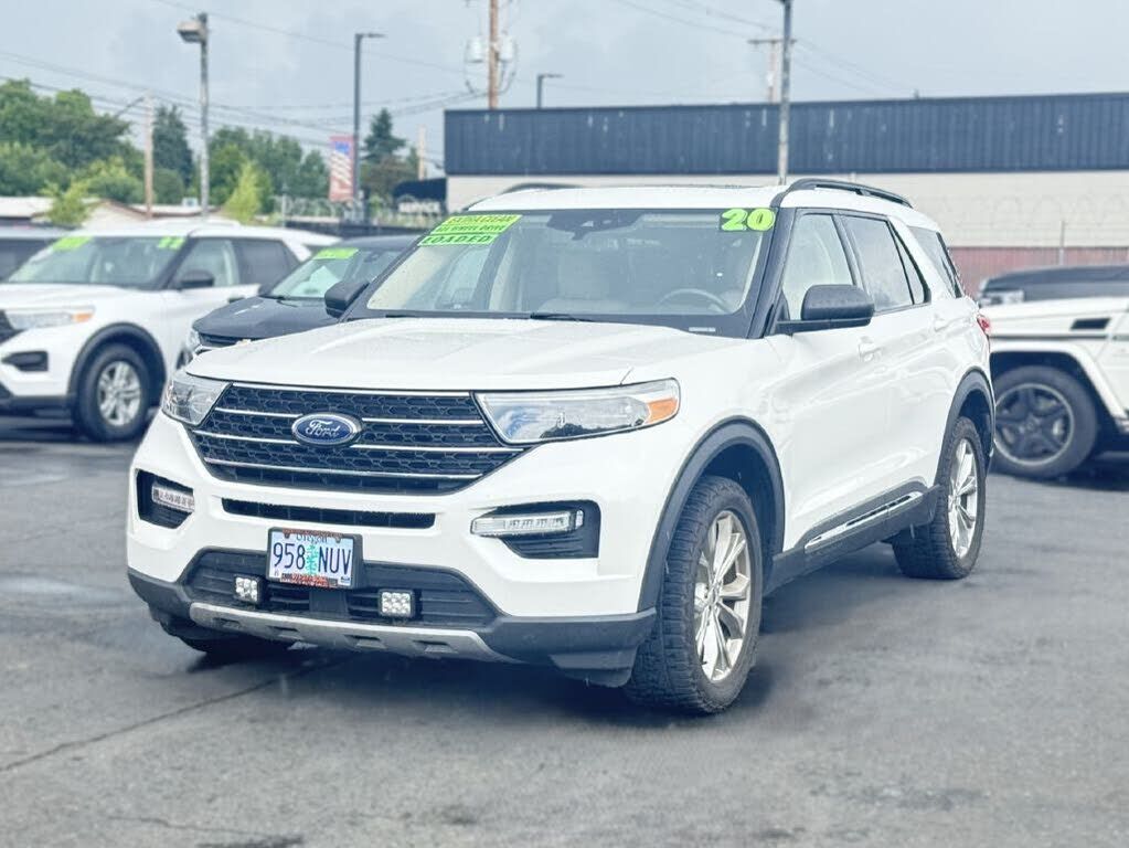 2020 FORD Explorer