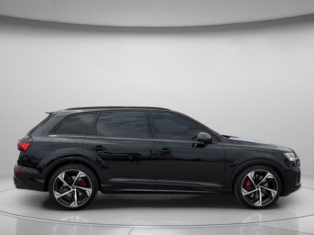 2024 Audi SQ7