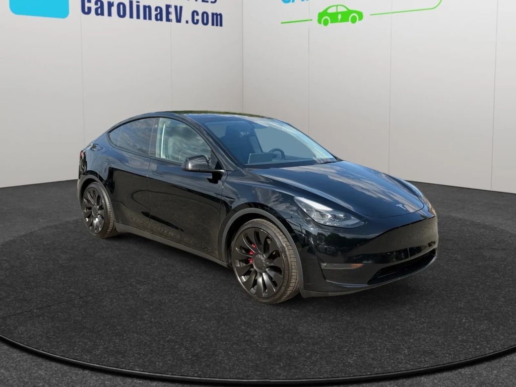 2022 TESLA Model Y
