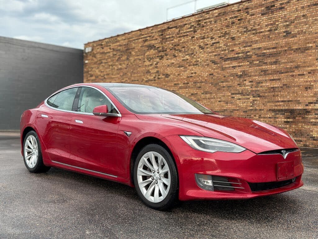 2018 TESLA Model S