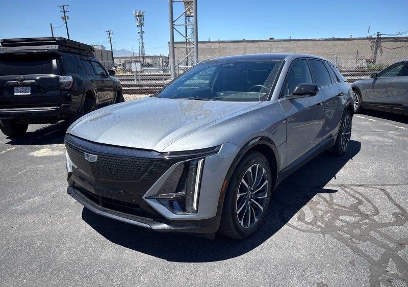 2024 CADILLAC Lyriq