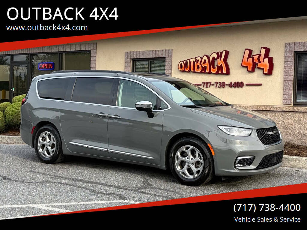 2023 CHRYSLER Pacifica