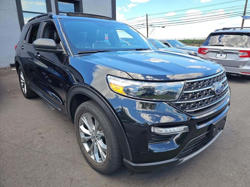 2020 FORD Explorer